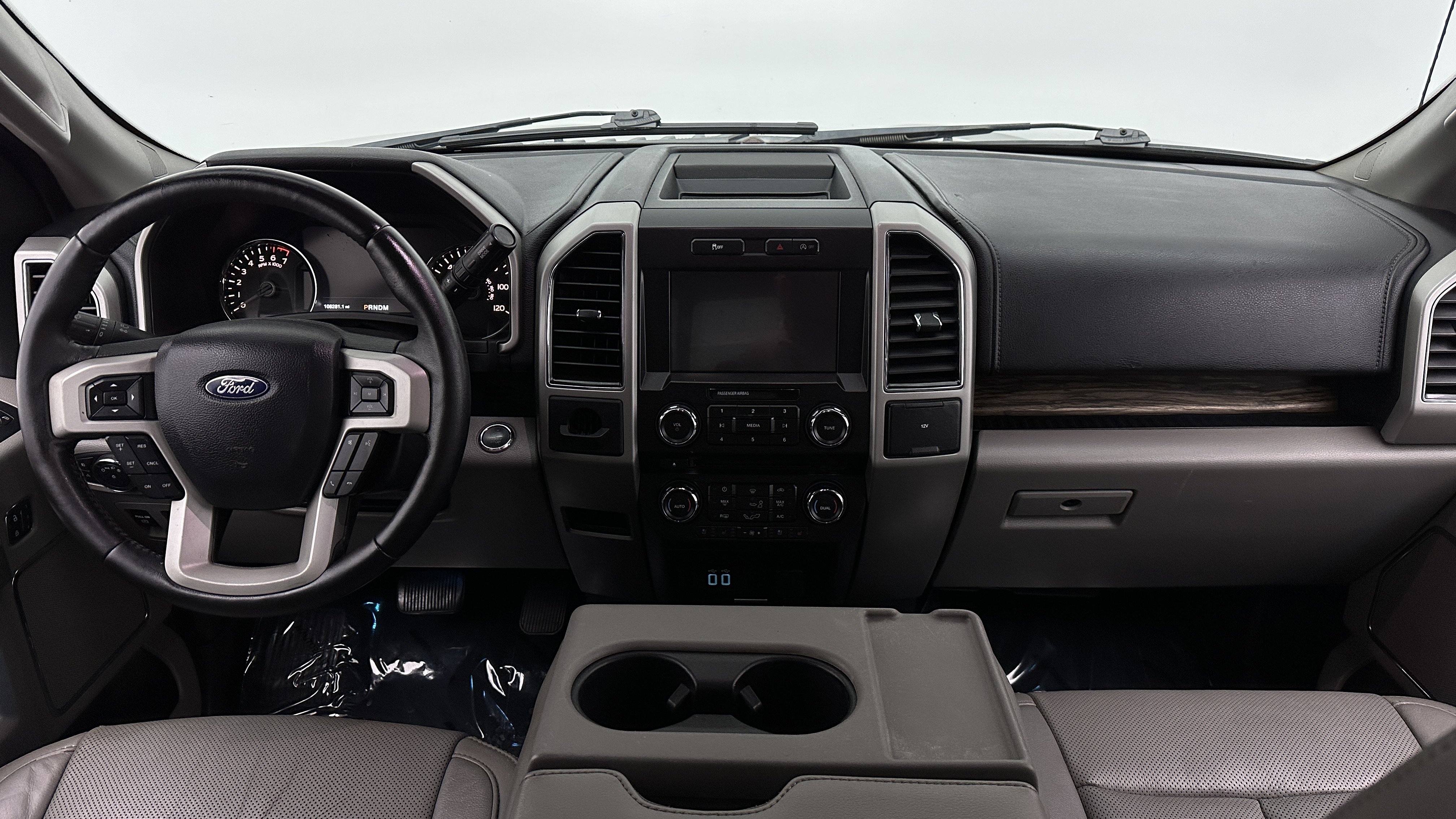 Used 2018 Ford F150 Lariat RWD image 31