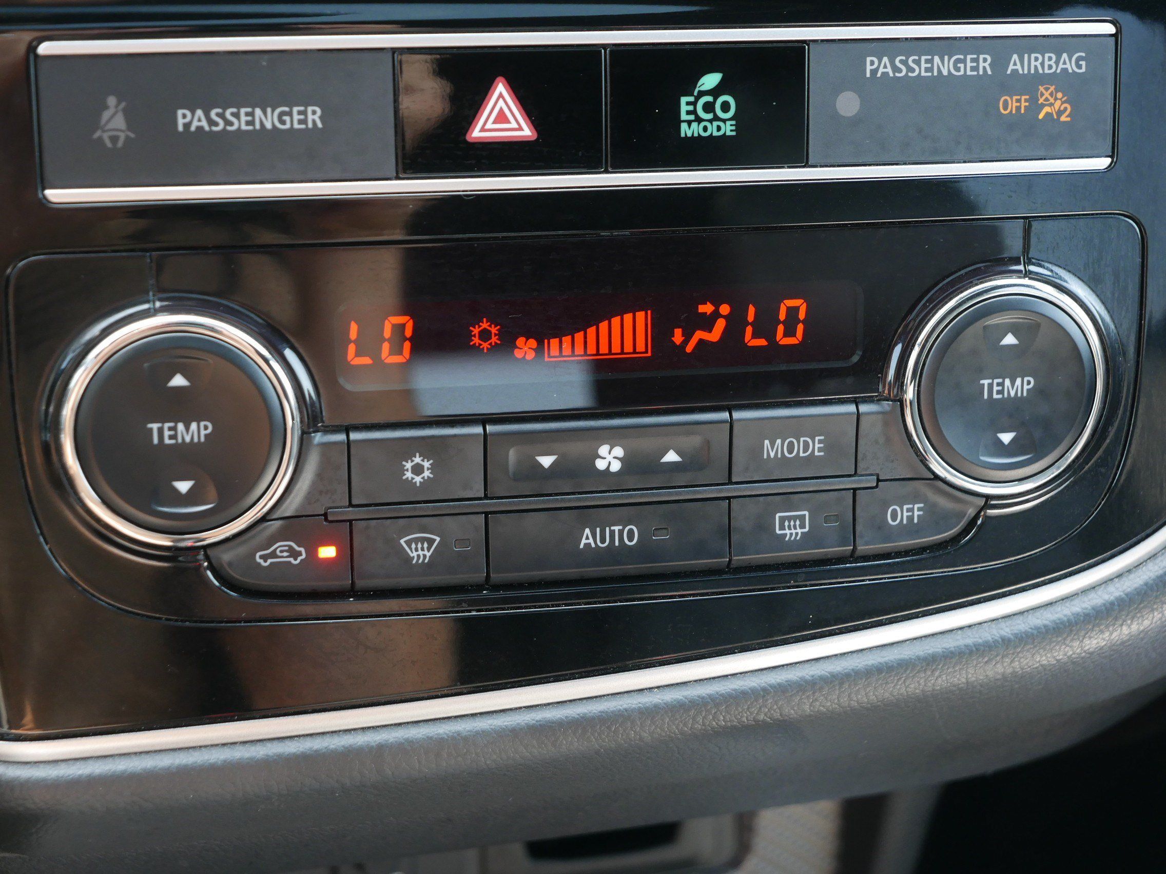 Used 2019 Mitsubishi Outlander GT AWD/4WD image 22