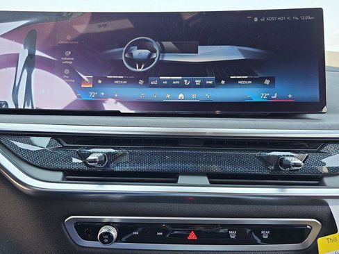 New 2026 BMW X5 sDrive40i image 26