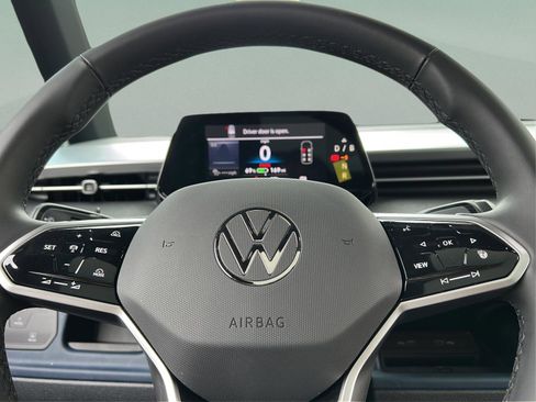 New 2025 Volkswagen ID. Buzz Pro S Plus image 22