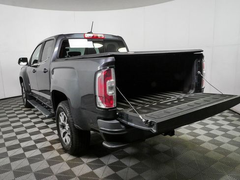 Used 2016 GMC Canyon SLE w/ All Terrain Package AWD/4WD image 29