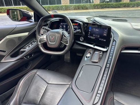 Used 2021 Chevrolet Corvette Stingray Premium Conv w/ Z51 Performance Package RWD image 30