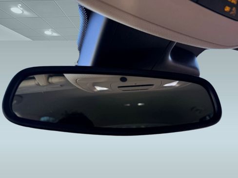 Used 2022 Buick Envision Essence w/ Technology Package I image 14