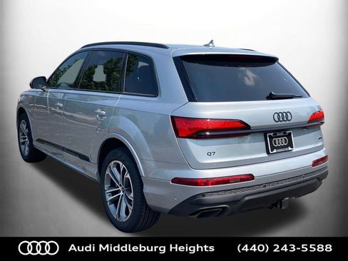 Used 2025 Audi Q7 2.0T Premium w/ Convenience Plus Package image 8