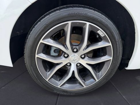 Used 2020 Acura ILX w/ Premium Package image 36