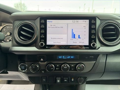 Certified 2023 Toyota Tacoma TRD Off-Road image 23