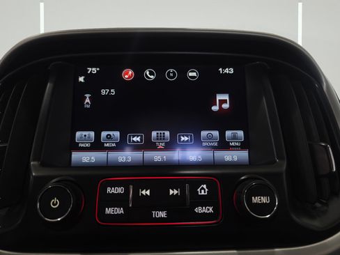 Used 2016 GMC Canyon SLE w/ SLE Convenience Package RWD image 18