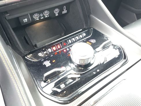 Used 2025 Jeep Grand Wagoneer Series III w/ Rear Seat Video Group 1 image 20