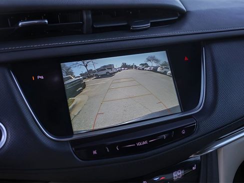 Used 2019 Cadillac XT5 Luxury image 17