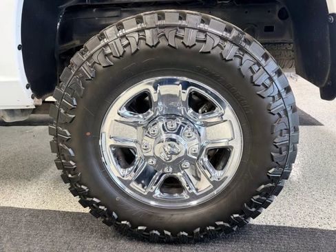 Used 2015 RAM 2500 Tradesman w/ Chrome Appearance Group image 13