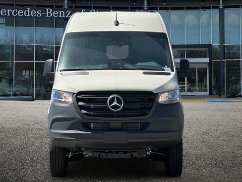 New 2026 Mercedes-Benz Sprinter 2500 image 9