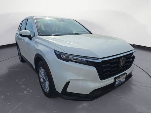 Used 2025 Honda CR-V EX image 2