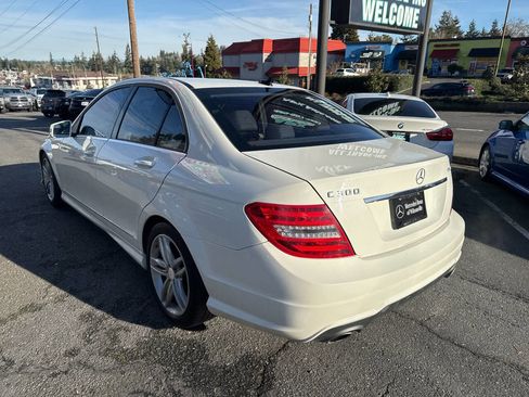 Used 2012 Mercedes-Benz C 300 4MATIC Sedan image 2