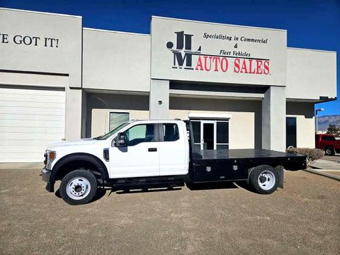 Used 2022 Ford F450 XL w/ Power Equipment Group image 2