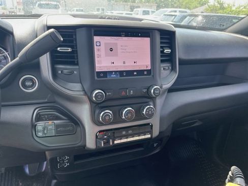 New 2022 RAM 3500 Tradesman image 16