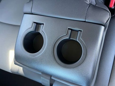 Used 2023 Toyota 4Runner SR5 Premium image 18