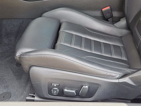 Used 2025 BMW M2 RWD image 21