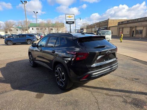 New 2026 Chevrolet Trax RS FWD image 6
