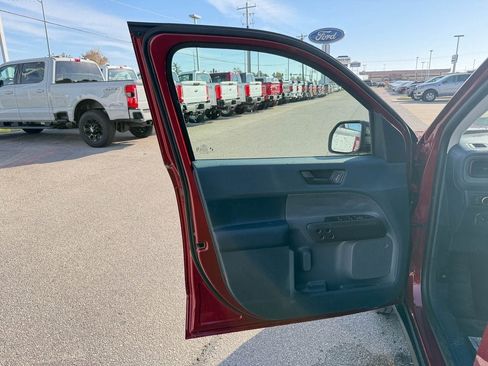 New 2025 Ford Maverick XLT w/ XLT Luxury Package image 11