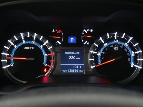 Used 2016 Toyota 4Runner SR5 image 18