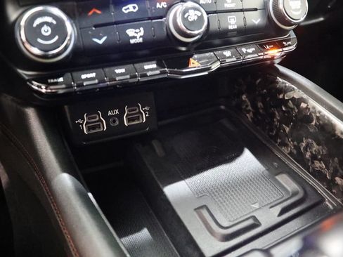 Used 2023 Dodge Durango R/T AWD/4WD image 32