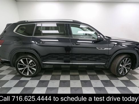 Certified 2024 Volkswagen Atlas SEL Premium R-Line AWD/4WD image 9