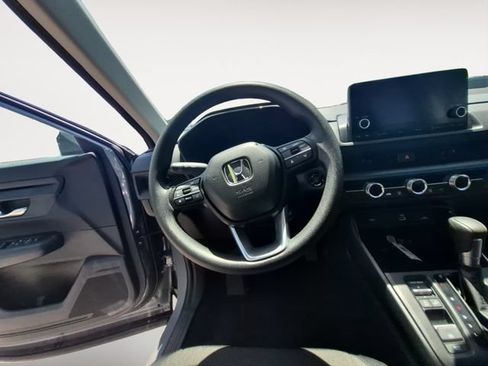 Used 2025 Honda CR-V LX image 12