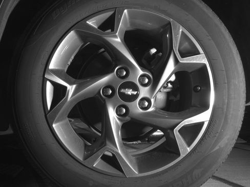 Used 2025 Chevrolet Trax LT w/ LT Convenience Package FWD image 14