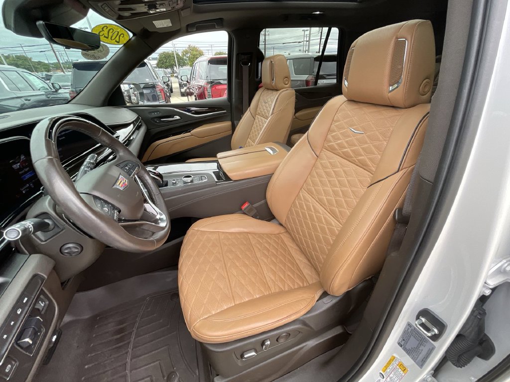 Certified 2023 Cadillac Escalade Sport AWD/4WD image 20