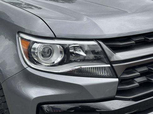 Used 2022 Chevrolet Colorado Z71 AWD/4WD image 11