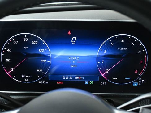 Certified 2025 Mercedes-Benz C 300 4MATIC Sedan image 19