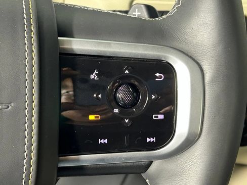 Used 2025 Nissan Armada Platinum Reserve AWD/4WD image 33