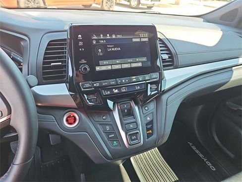 Used 2023 Honda Odyssey Sport image 11