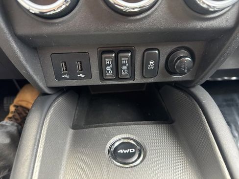 Used 2019 Mitsubishi Outlander Sport GT image 14