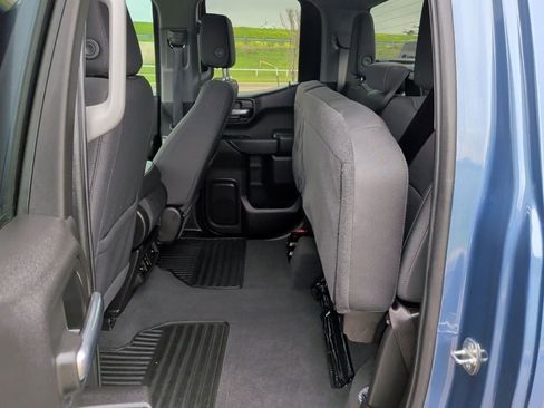 Used 2024 Chevrolet Silverado 1500 Custom image 32