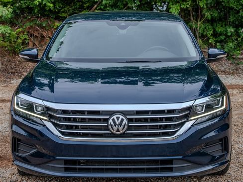 Used 2020 Volkswagen Passat 2.0T SE FWD image 8