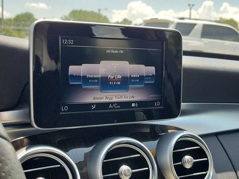 Used 2018 Mercedes-Benz C 300 4MATIC Sedan image 24