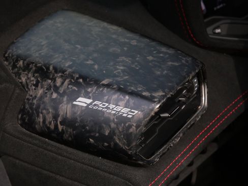 Used 2018 Lamborghini Huracan Performante image 27