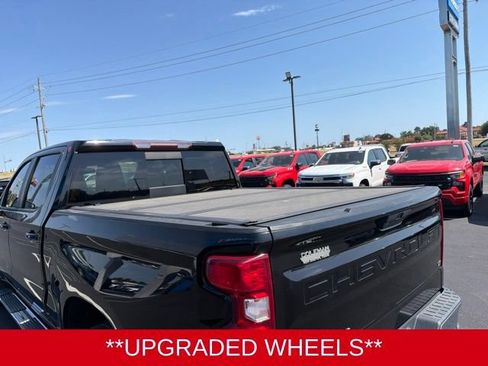 Used 2019 Chevrolet Silverado 1500 LT w/ Texas Edition AWD/4WD image 21
