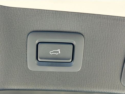 Certified 2025 MAZDA CX-5 Carbon Edition image 13