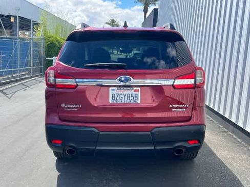 Used 2022 Subaru Ascent Limited w/ Technology Package AWD/4WD image 5