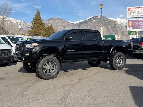 Used 2021 Toyota Tacoma TRD Sport w/ Technology Package AWD/4WD image 78