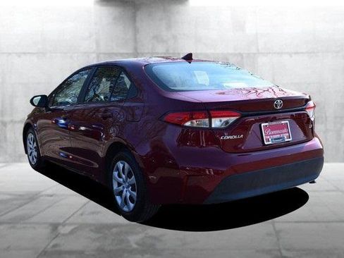 Used 2025 Toyota Corolla LE image 7