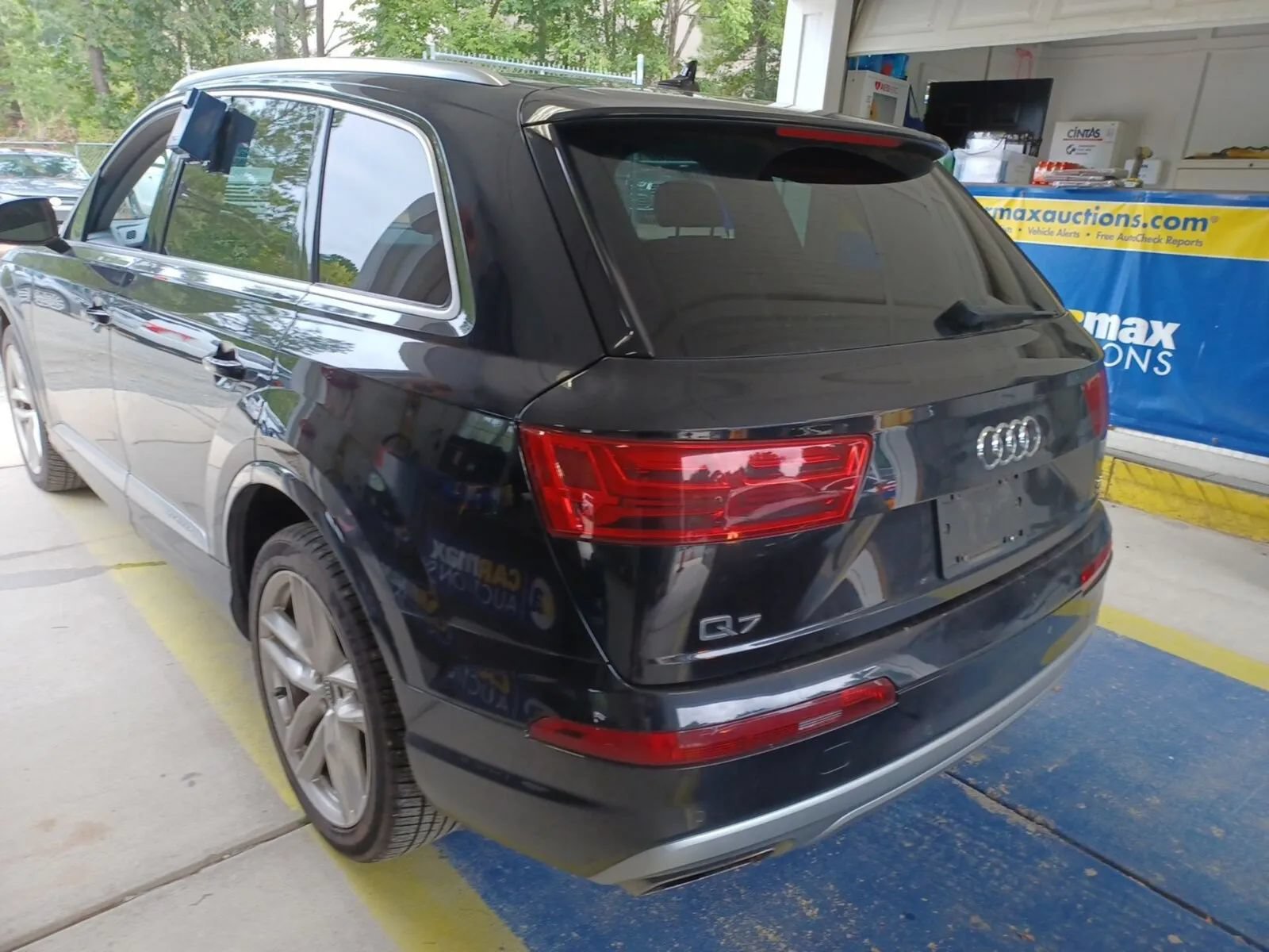 Used 2017 Audi Q7 3.0T Prestige w/ Prestige Package AWD/4WD image 4