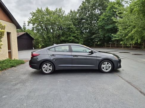 Used 2020 Hyundai Elantra Value Edition FWD image 4