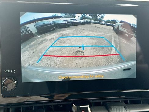 Used 2024 Toyota Corolla LE FWD image 15