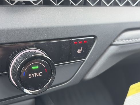 Certified 2025 Honda Accord SE image 29