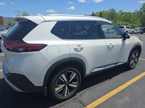 Used 2023 Nissan Rogue Platinum AWD/4WD image 4