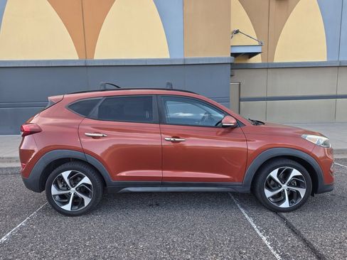 Used 2016 Hyundai Tucson Limited w/ Option Group 03 AWD/4WD image 10