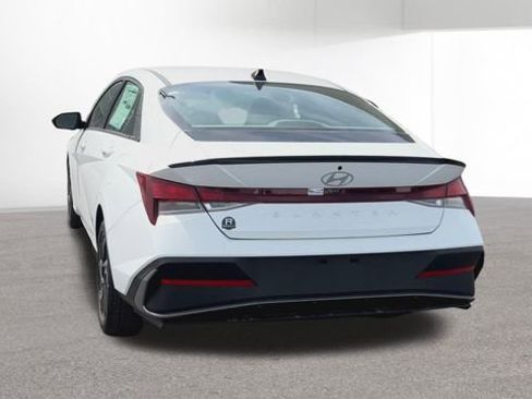 New 2026 Hyundai Elantra Sport FWD image 8
